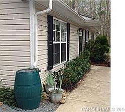 5th image of 8011 Hillanby Ct