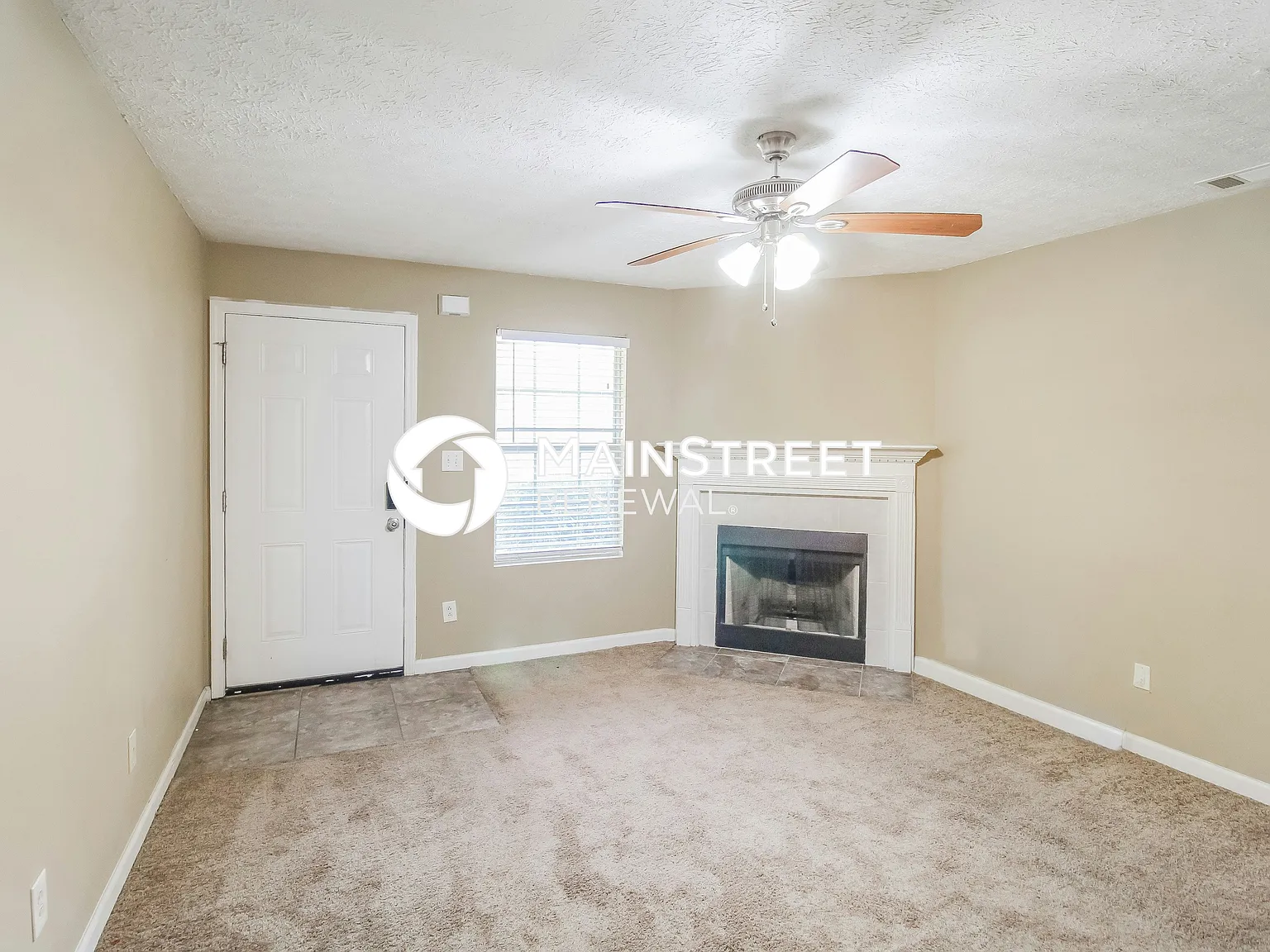 45 Fairclift Dr — Photo 2