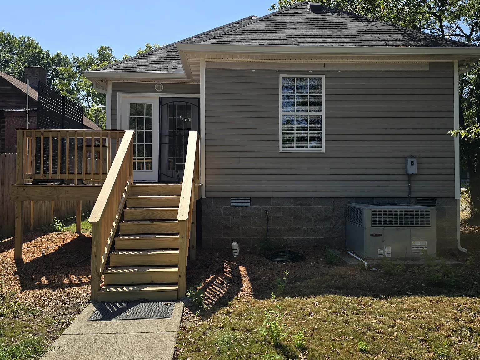2 bed, $1,975 — Photo 3