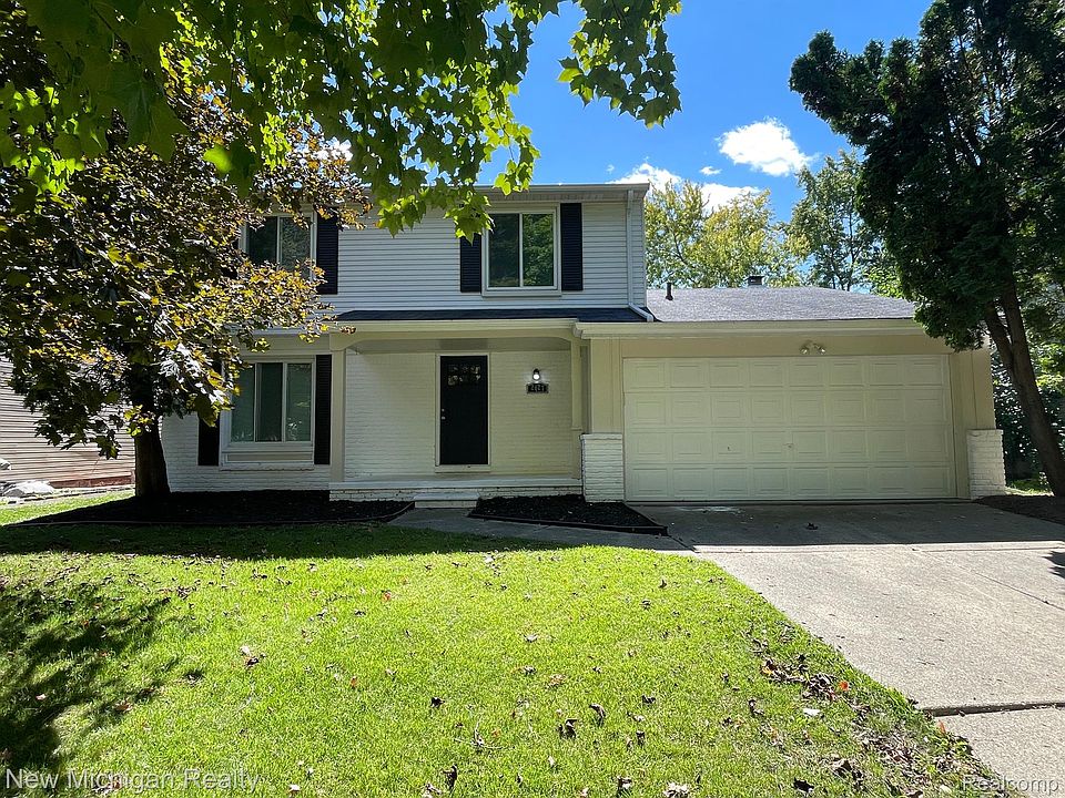 1st image of 2427 Carriage Way