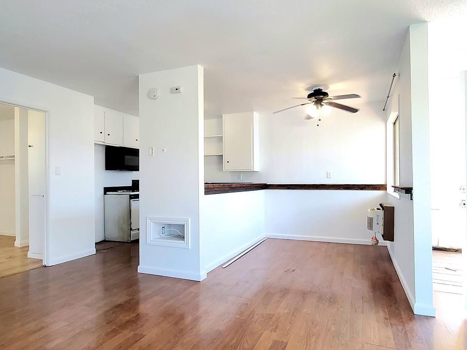 1st image of 667 Glenfinnan Ave APT B