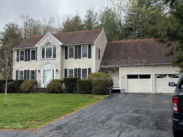 28 Brookside Ave, Boylston, MA 01505