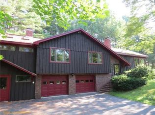 70 Country Club Rd, Manchester, ME 04351