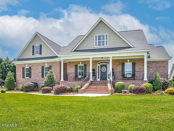2nd image of 1809 Kingfisher Court