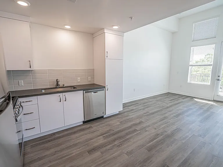 Monticello Apartment Homes — Photo 28