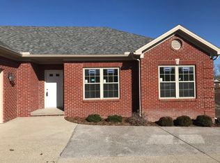 1131 Leawood Dr, Frankfort, KY 40601