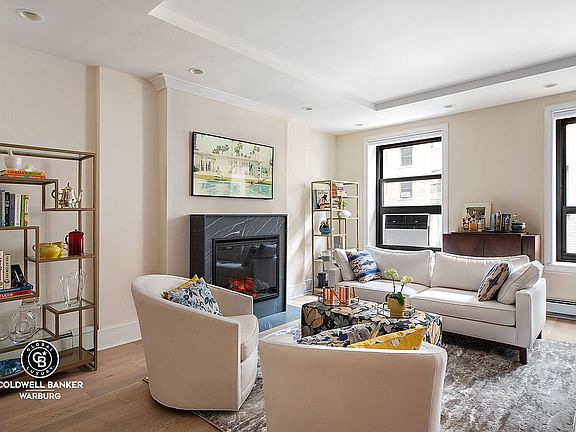 2nd image of 305 W 98th St APT 4CN