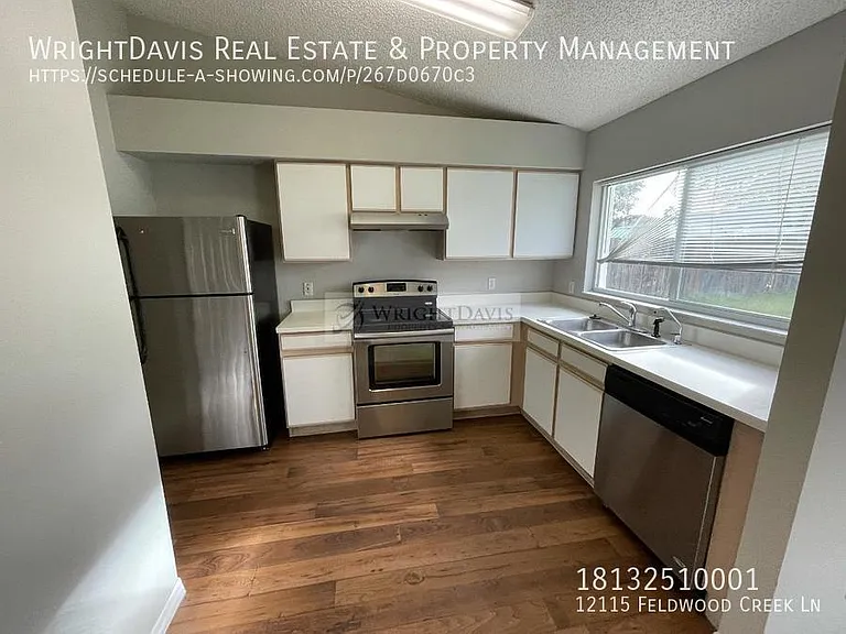 12115 Feldwood Creek Ln — Photo 8