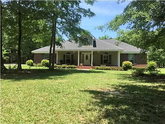 2nd image of 528 N Oak Dr