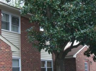 325 Overlook Ct APT 101, Virginia Beach, VA 23454