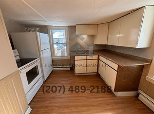 20 Main St, Fairfield, ME 04937