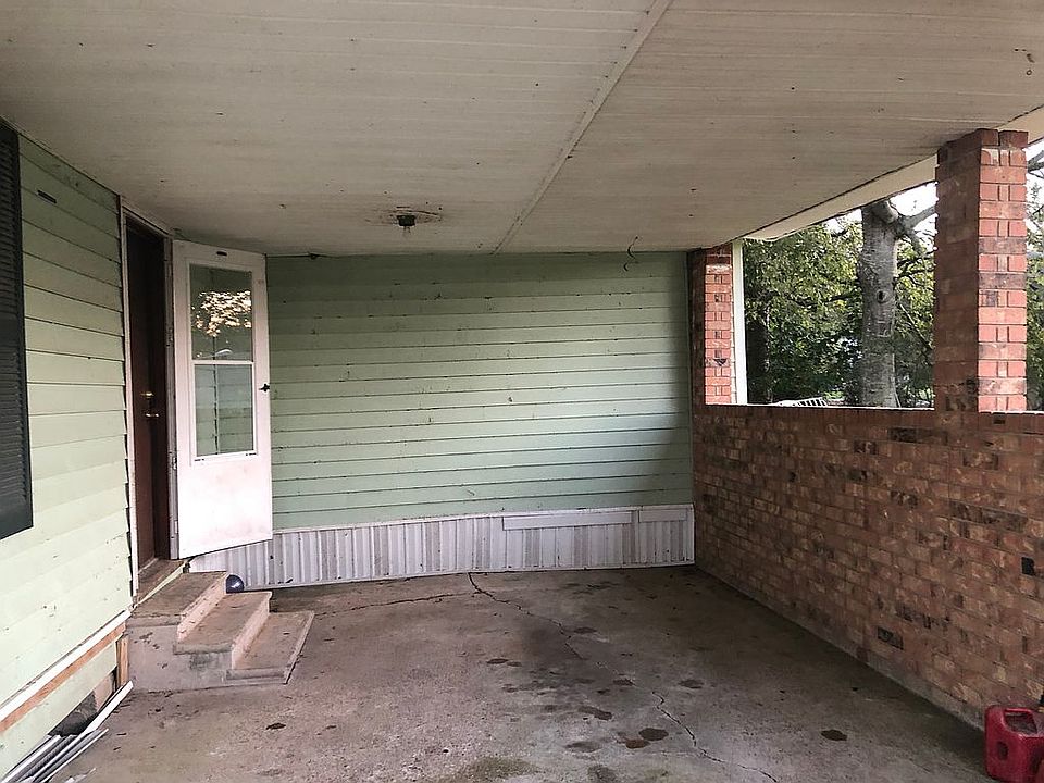 1st image of 813 Martin Luther King St