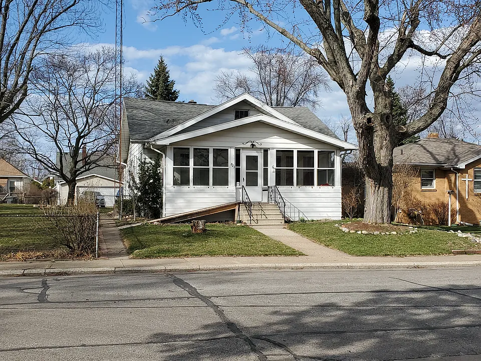 821 Greenwood Ave