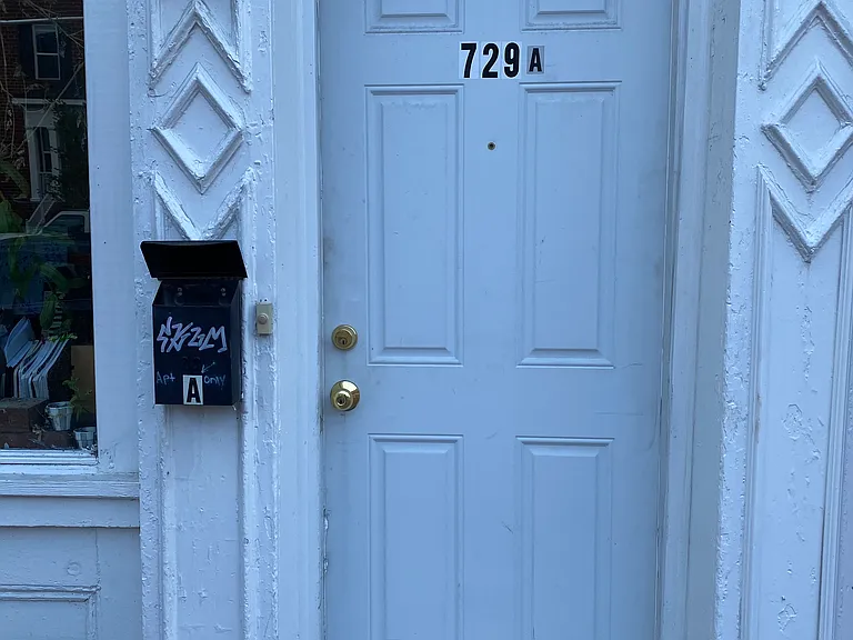 729 W Marshall St #A — Photo 1