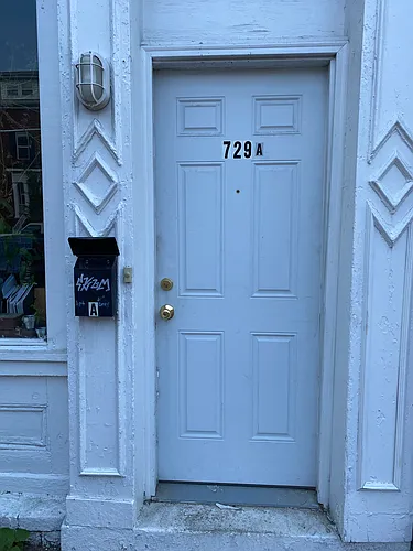 729 W Marshall St #A Photo 1