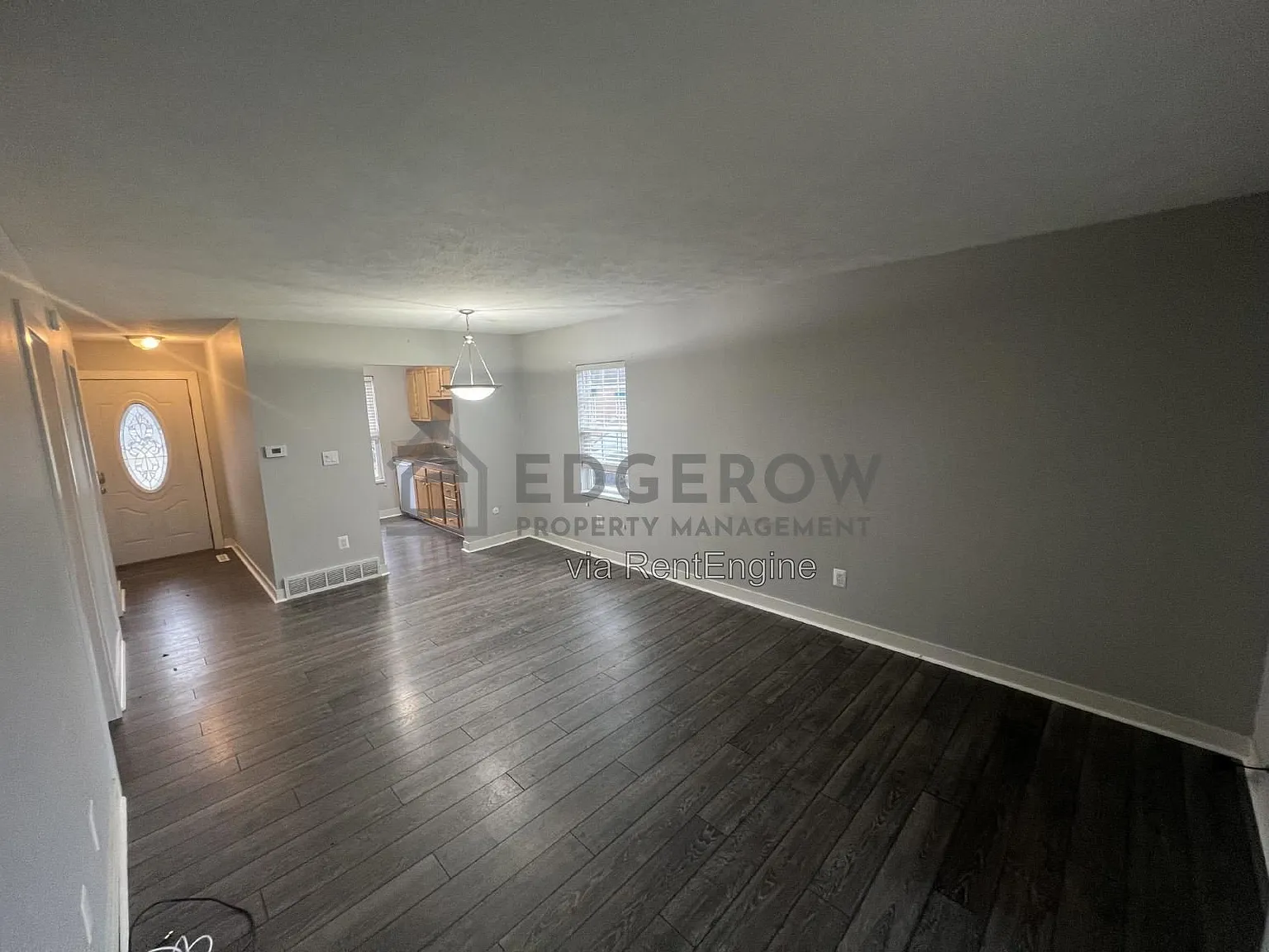 2 bed, 1.0 bath, 1096 sqft, $1,650 — Photo 2
