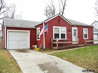 913 McLaughlin Cir, Bellevue, NE 68005