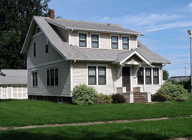 1st image of 1912 Ithaca Ave