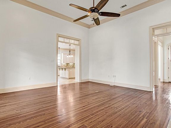 5th image of 3338 Grand Field Ave