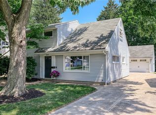 2619 Overbrook Rd, Cuyahoga Falls, OH 44221