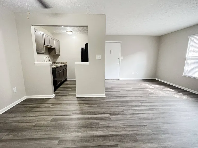 Revere Village Apartments — Photo 86