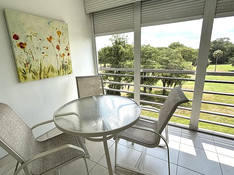 605 Oaks Dr #503 — Photo 12