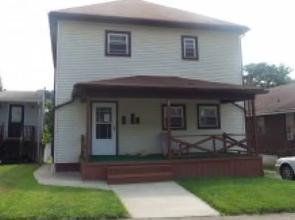 3138 Orchard St, Weirton, WV 26062