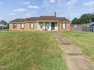 6643 Magnolia Dr, Olive Branch, MS 38654
