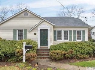 186 Livingston Ave, Babylon, NY 11702