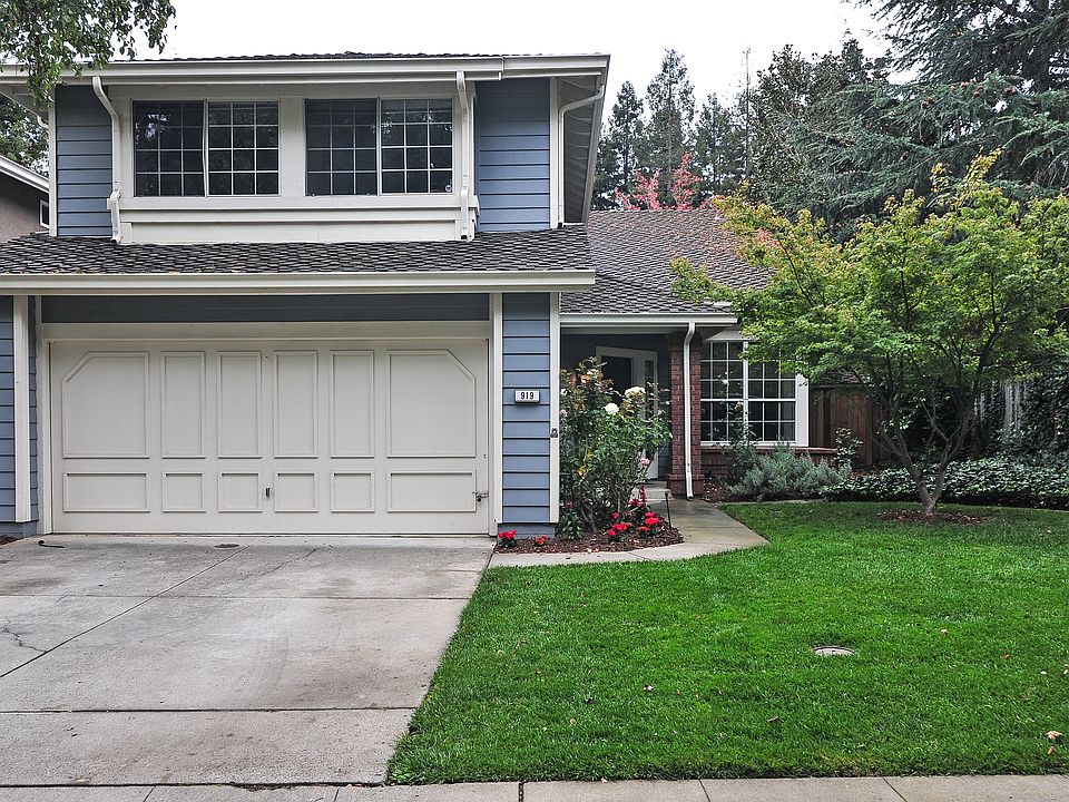 1st image of 919 Chatsworth Ln
