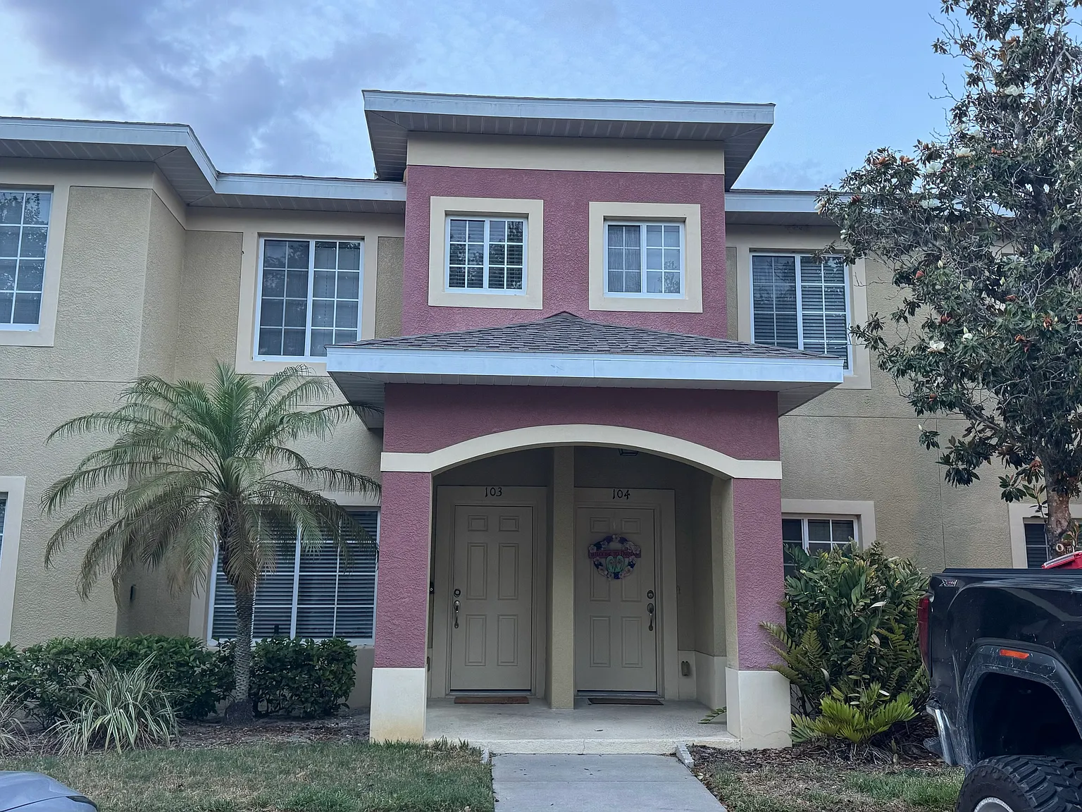 2 bed, 2.5 bath, 1429 sqft, $1,800 — Photo 1
