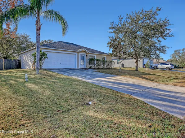 1384 Palau St SE, Palm Bay, FL 32909