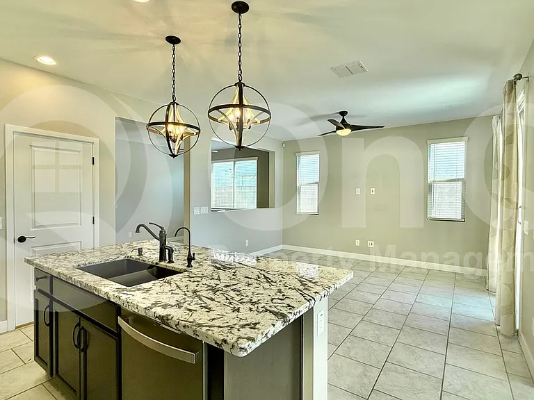 17875 W Sandalwood Dr — Photo 3