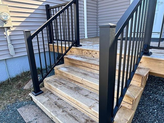 3rd image of 51 Five Point Rd