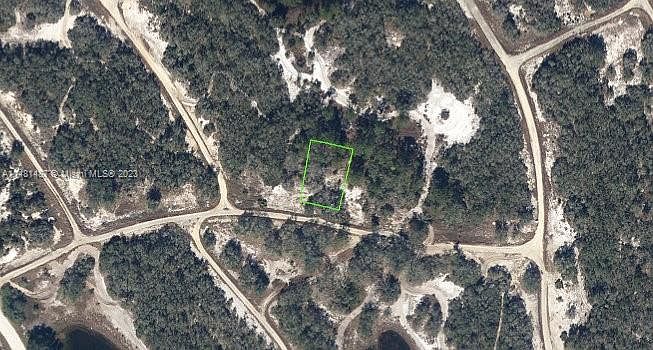 2nd image of 412 Eleanor Blvd