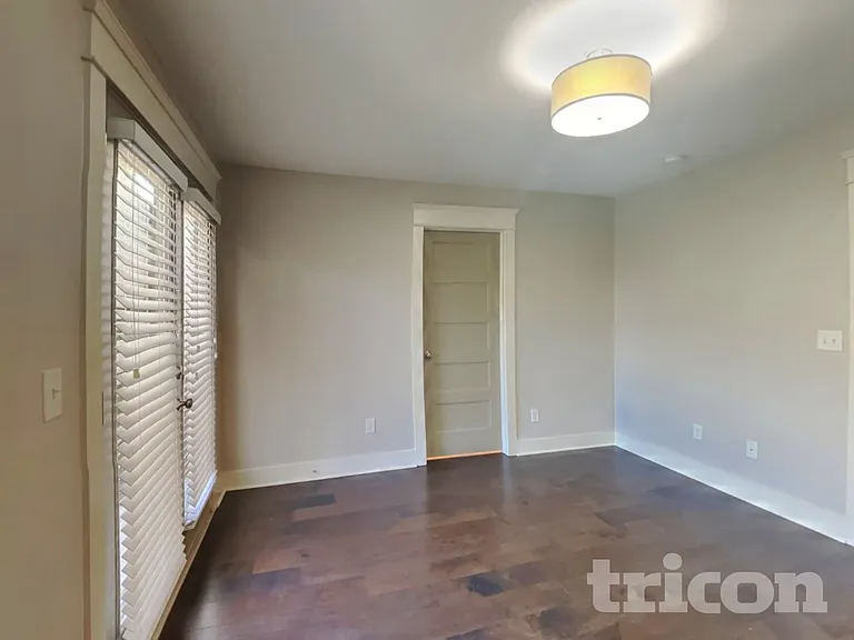 1208 Hillwood Private Cv — Photo 8