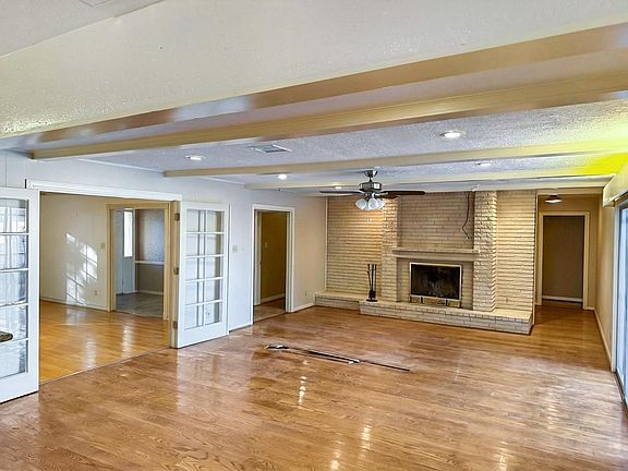 3rd image of 8219 Colgate St