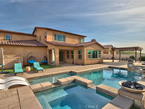 32640 Cougar Pass Ct, Winchester, CA 92596