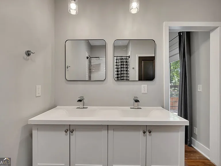 1157 Indale Pl SW — Photo 27