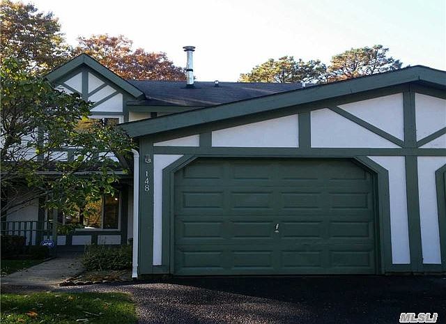 1st image of 148 Eagle Hill Ct