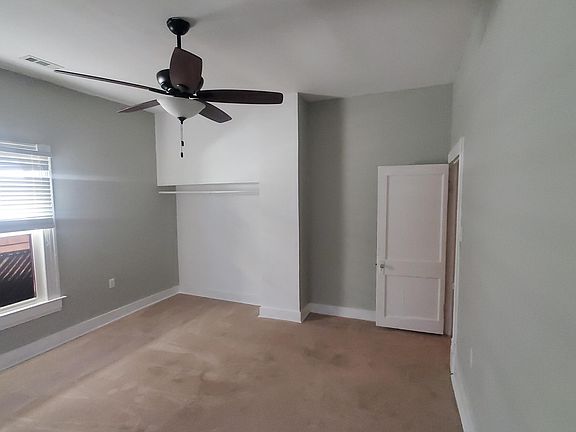 2nd image of 646 Albemarle Ave SE