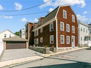30 Brewer St #3, Newport, RI 02840