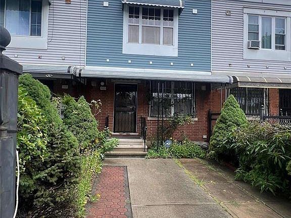 2nd image of 1825 Linden Blvd