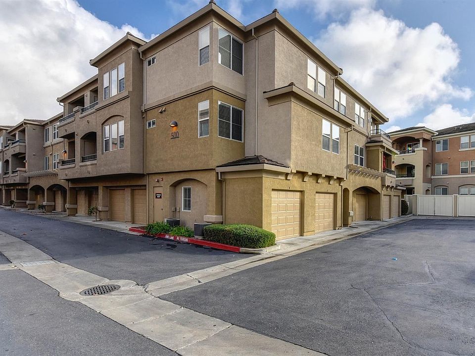 1st image of 500 Moon Cir Unit 522