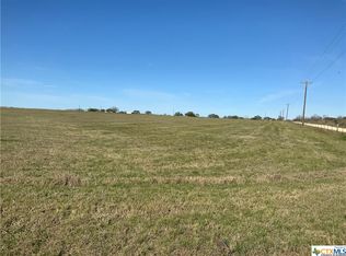 1101 County Road 475, Nixon, TX 78140