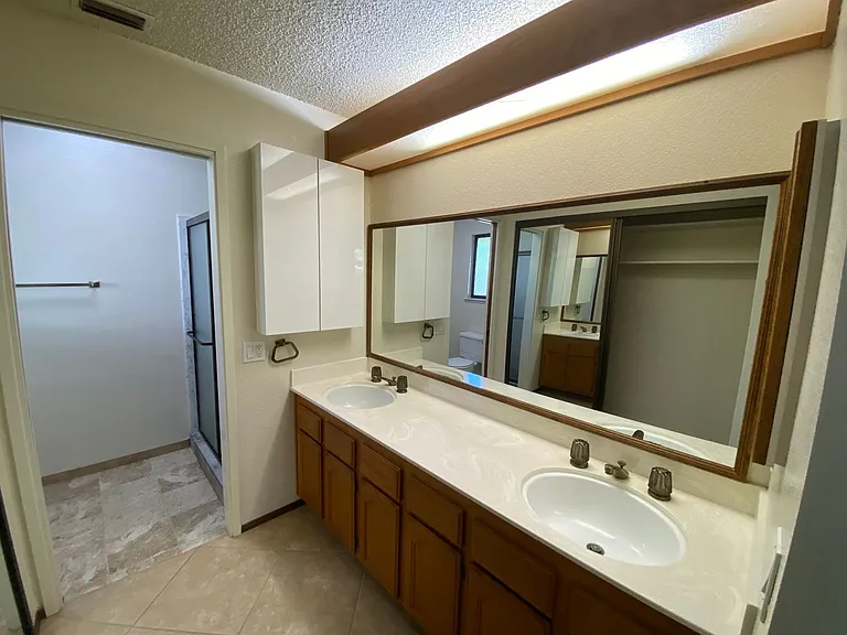 1817 Klamath River Dr — Photo 28