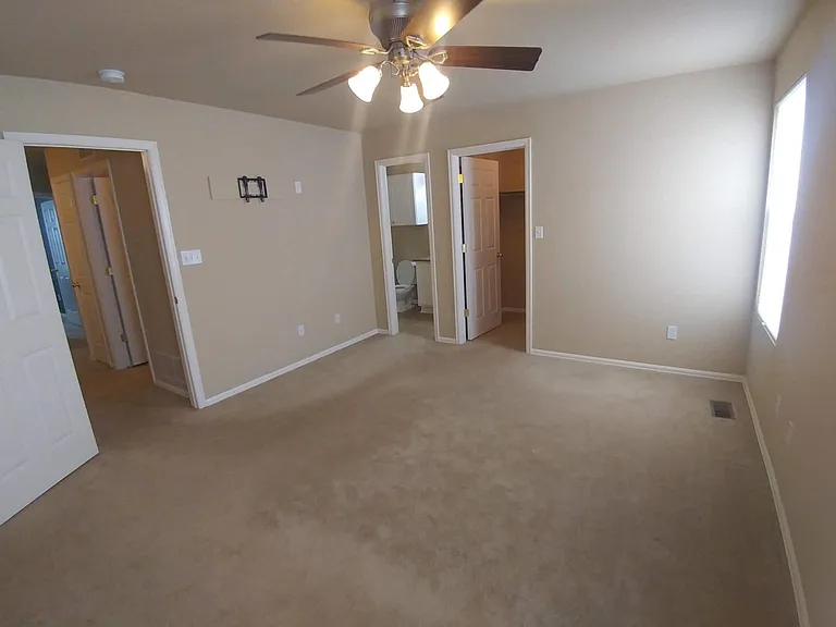 6262 Poudre Way — Photo 10