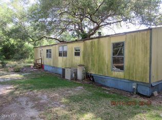 8855 SE 180th Avenue Rd, Ocklawaha, FL 32179