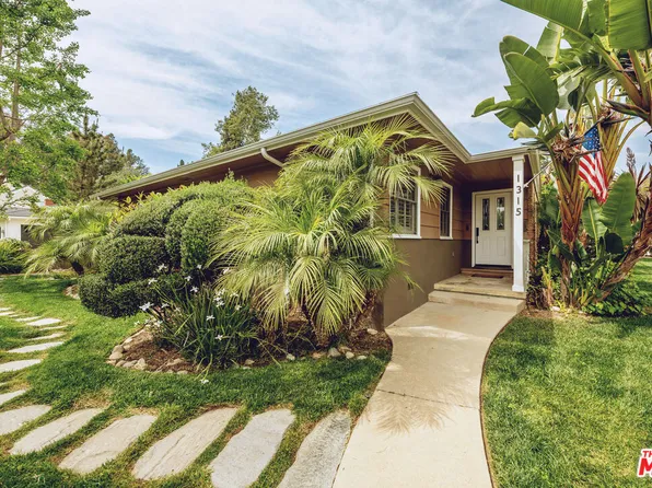 1315 Lomay Pl, Pasadena, CA 91103