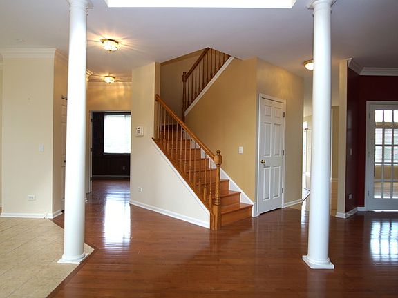 2nd image of 22559 Reserve Cir